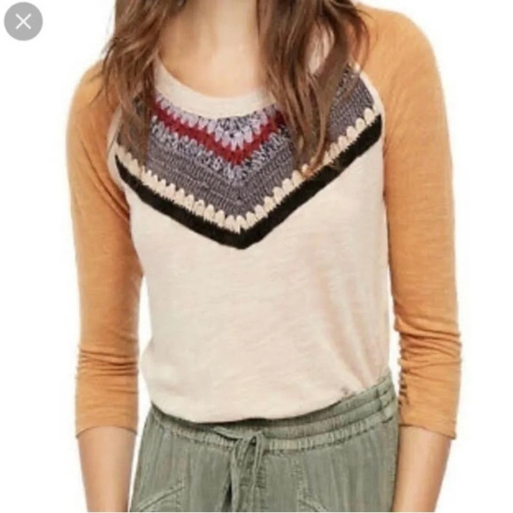We The Free Tan Crochet Top 3/4 Sleeve Comfy Knit XS - Picture 1 of 7